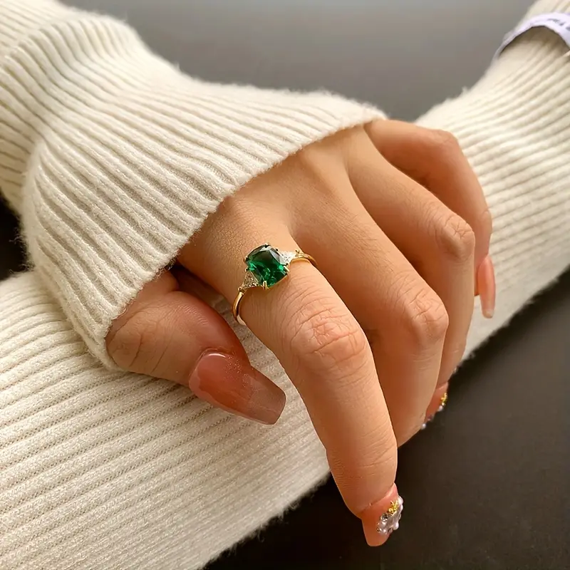 VolcanicX™ Emerald Diamond Slimming Ring